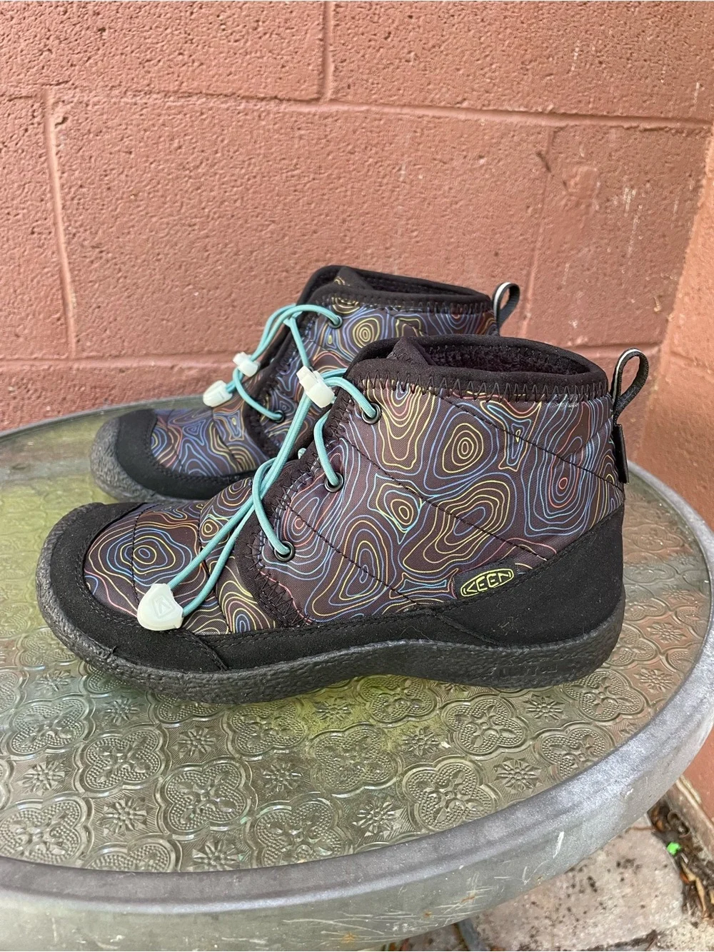 New Keen Howser ll Chukka Waterproof Boots Size 5 Youth